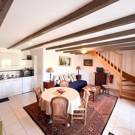 Prázdninový dům Chene - Maisonnette Independante A La Campagne *